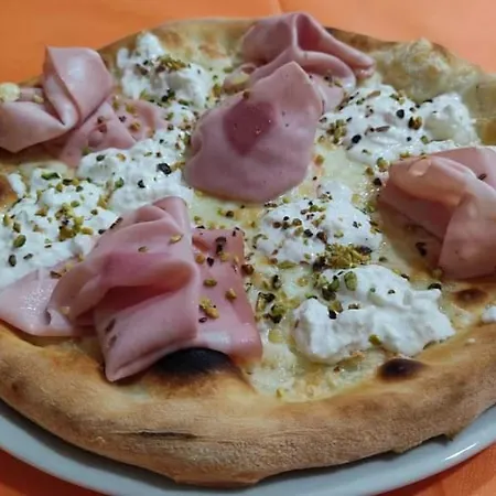 Giada לינה וארוחת בוקר אבטראנה